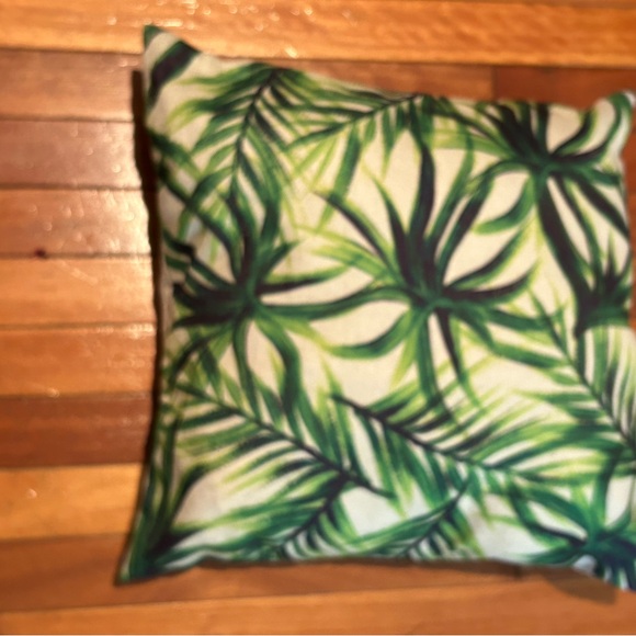 Tropical Green Leaf Pillow Cases - Picture 6 of 6